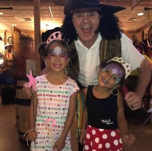 Meet your Posher, Cassandra